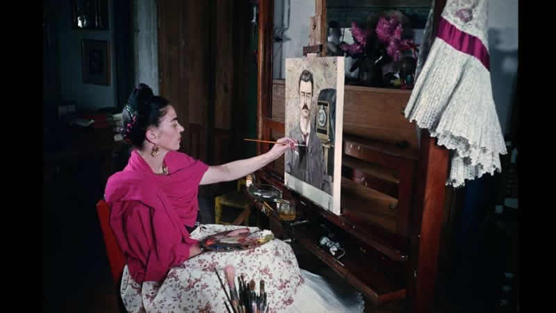 FRIDA KAHLO